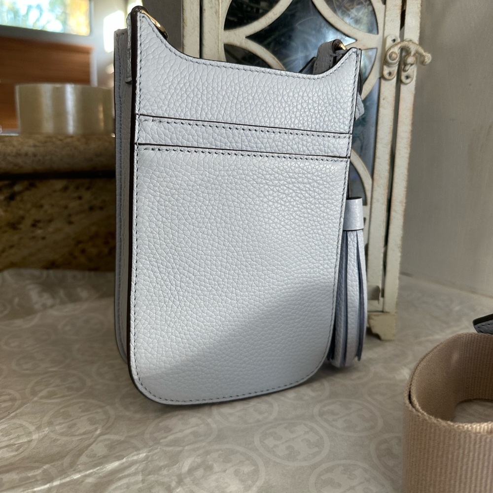 New Tory Burch Thea cellphone crossbody thick strap - Picture 3 of 6